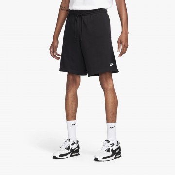 Nike Sportswear Club