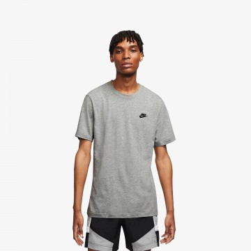 Nike Sportswear Club
