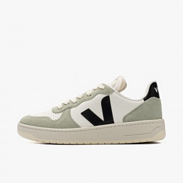 Veja V-10 Leather